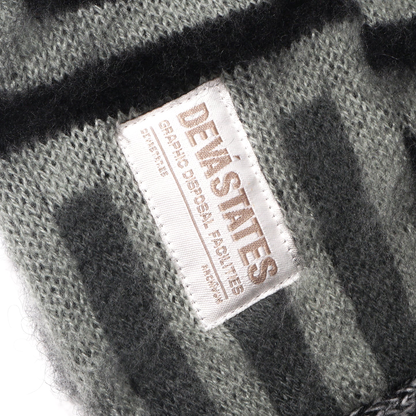 KNITTED SCARF GREY AW'25