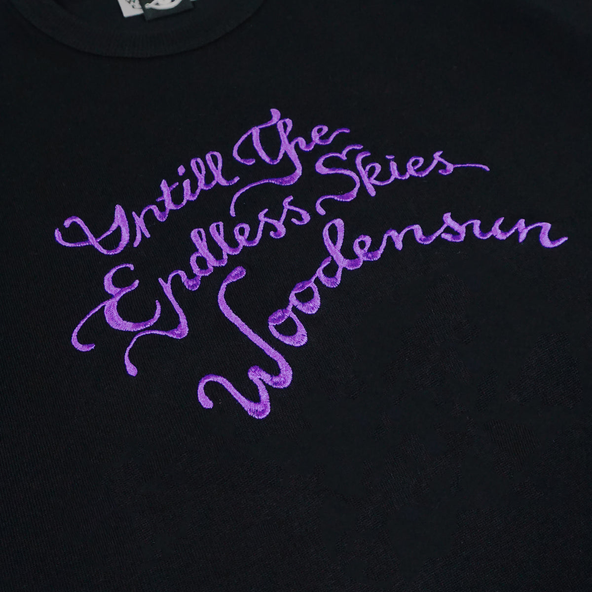 ENDLESS SKIES T-SHIRT [BLACK]