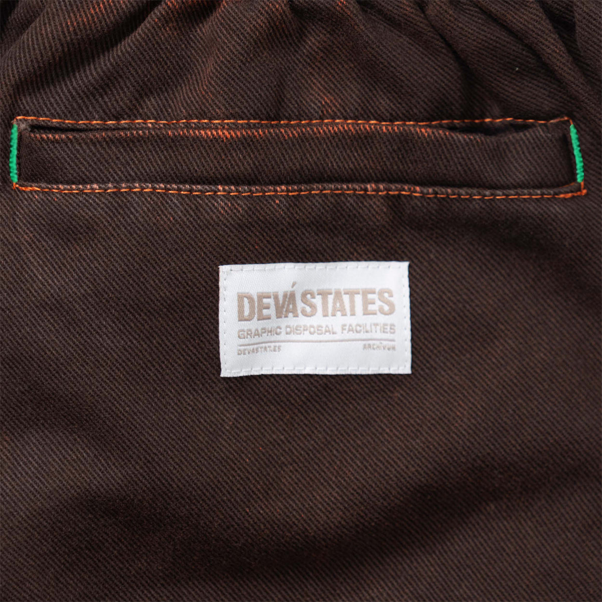 MIDTOWN PLEATED EASY PANTS [BROWN]