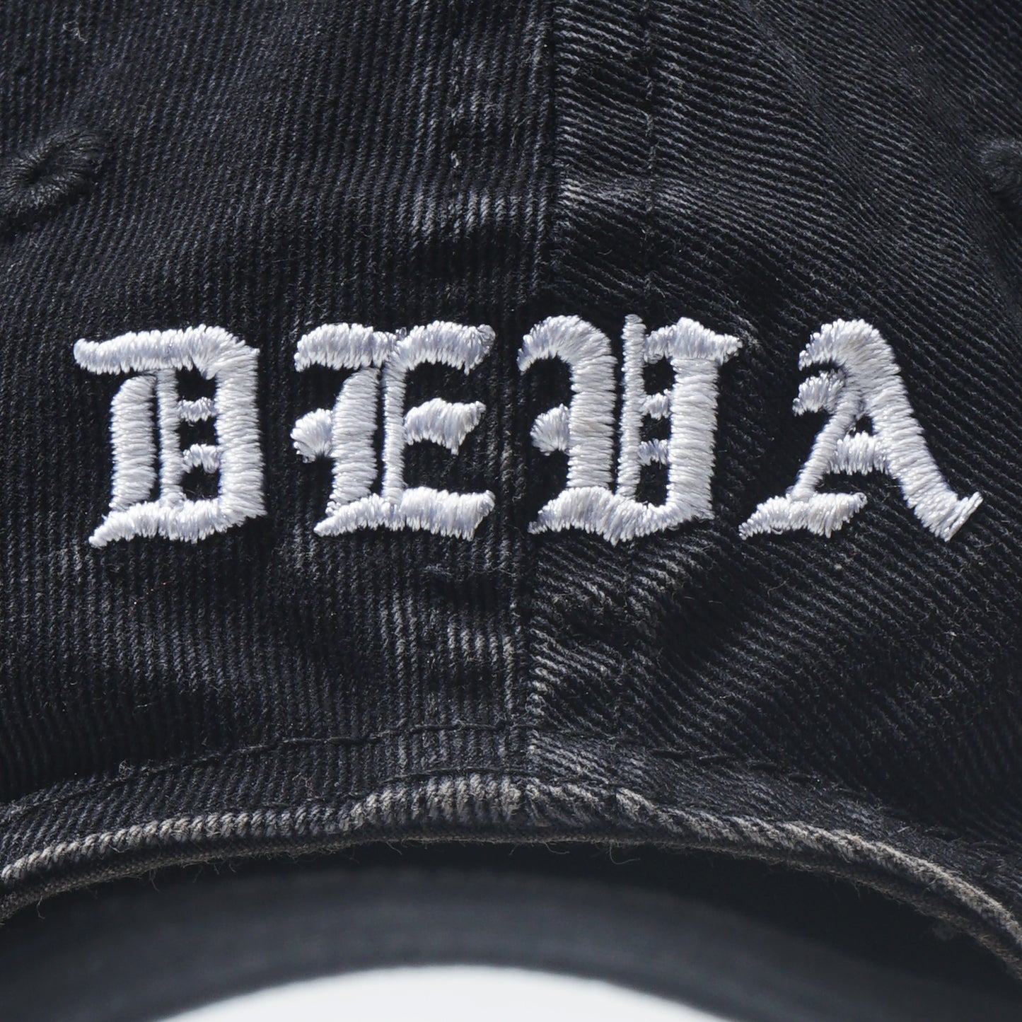 STRAPBACK CAP CROSS WASHED BLACK AW'25