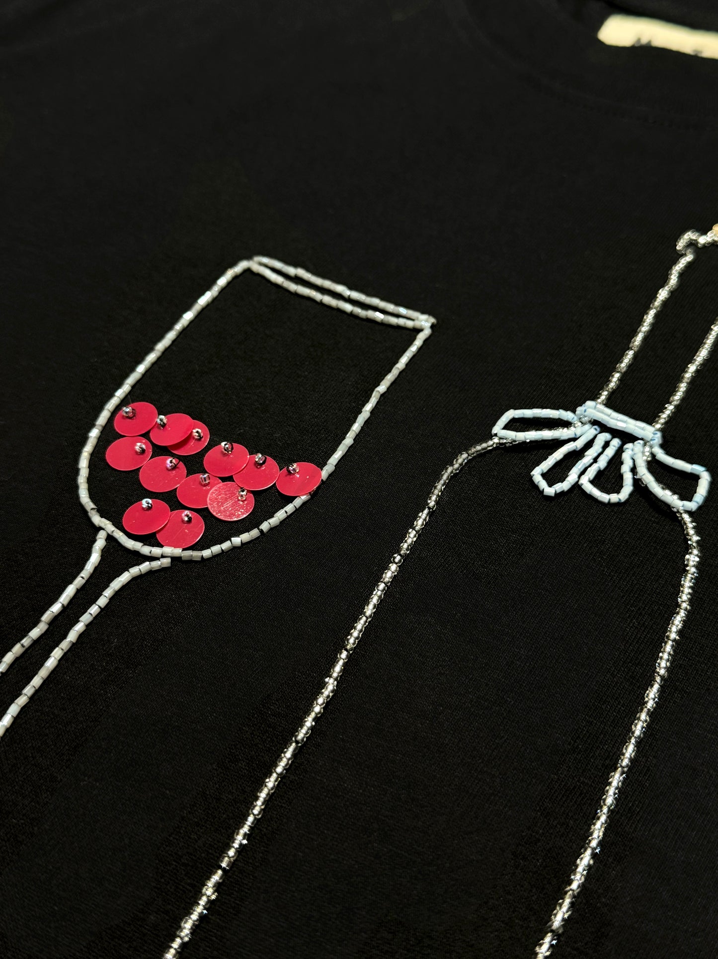 WINE T-SHIRT BLACK