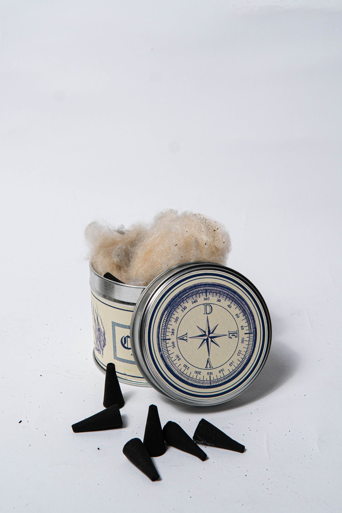 DEVÁ STATES / CREMATE INCENSE TIN - 30 PCS